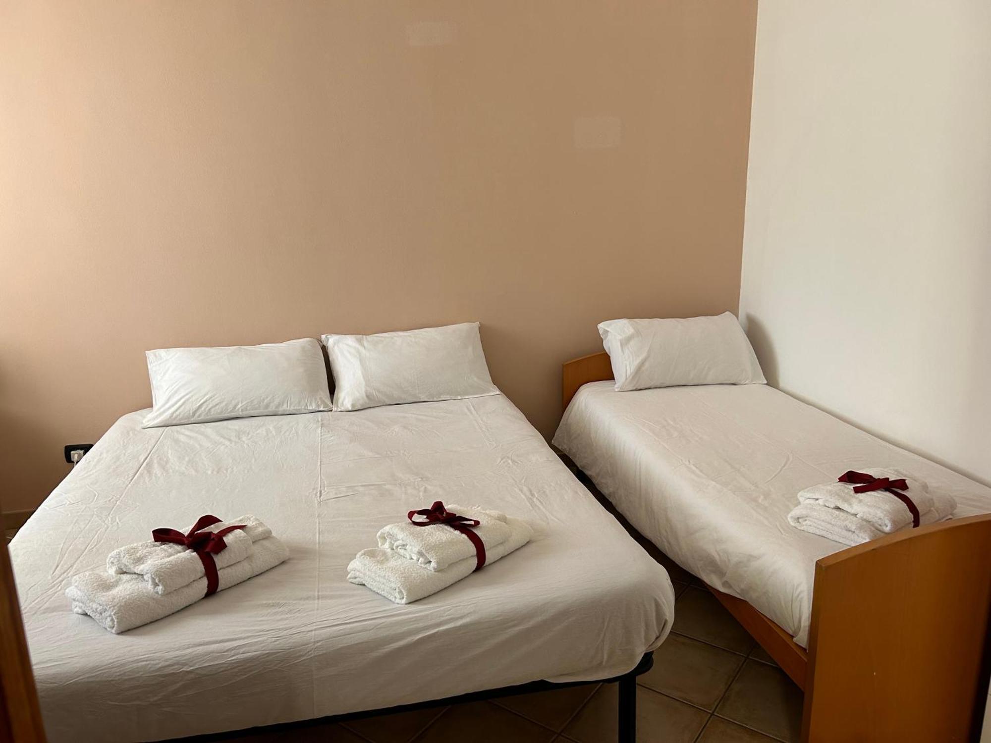 Salento Casa Vacanza Il Focolare Torchiarolo ภายนอก รูปภาพ